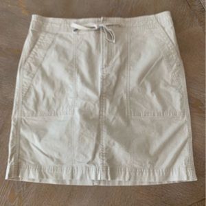 Eddie Bauer Beige Skirt, Size Tall 8 length 18” waist 34” Drawstrings